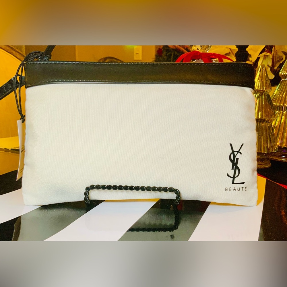 Yves Saint Laurent (YSL) Beauté pouch NWT - Picture 4 of 7